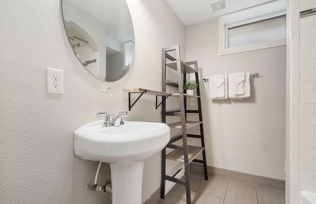 Charming Bungalow Next to CSU - Free Cruiser Bikes - Foto 14