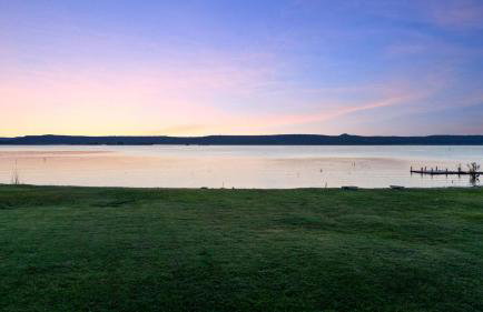 Lakefront Retreat with Sandy Beach! - Foto 30