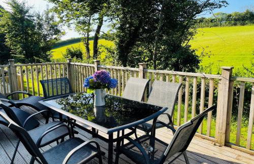 Trewhiddle Retreat V20 by Together Travel - Luxury 3-Bedroom Villa - Foto 2