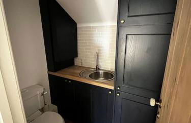 Byre - Farm Cottage on 9 acre Equestrian Small Holding - Photo 14