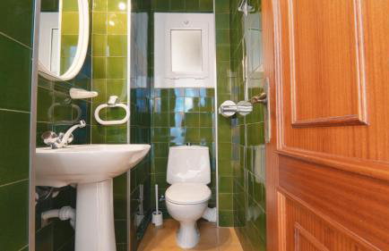 Seahomes Vacations - Amazing Seafront Apt & PKG - Foto 42