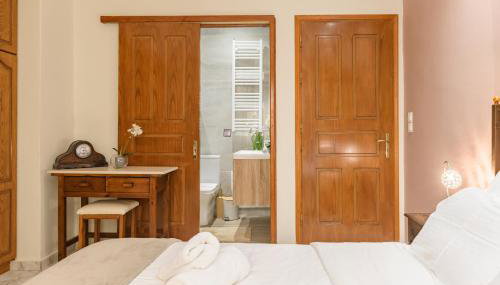 Angela a la Corfu - Foto 4