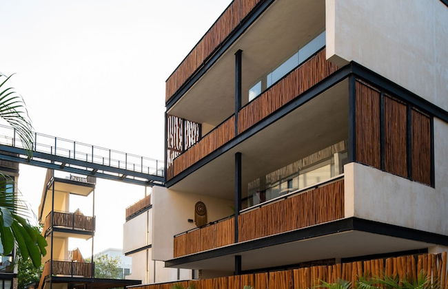 Two Bedroom Luxury Apartment by TuLuna - Photo 32