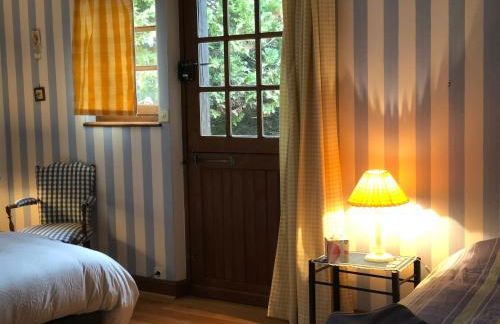 Évasion champêtre : Maison avec piscine, tennis, et étang au cœur de 50 hectares de forêt - FR-1-410-307 - Photo 27