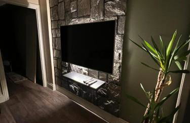 2 bedroom self catering detached outhouse with garden area - Photo 19