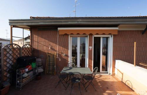 Charming Apartment In The City Center "Terrazza Sui Tetti" Con Parcheggio Gratuito - Photo 3