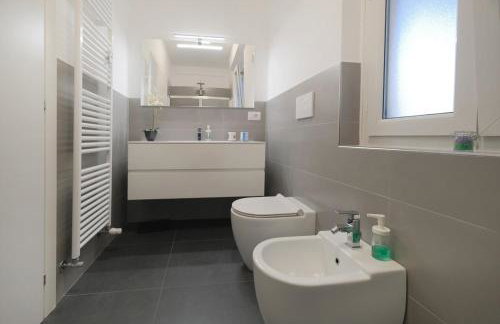 Modern house in the center of Recco with Parking - Foto 21