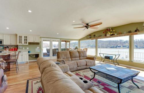Waterfront Lake of the Ozarks Home with Private Dock - Foto 6