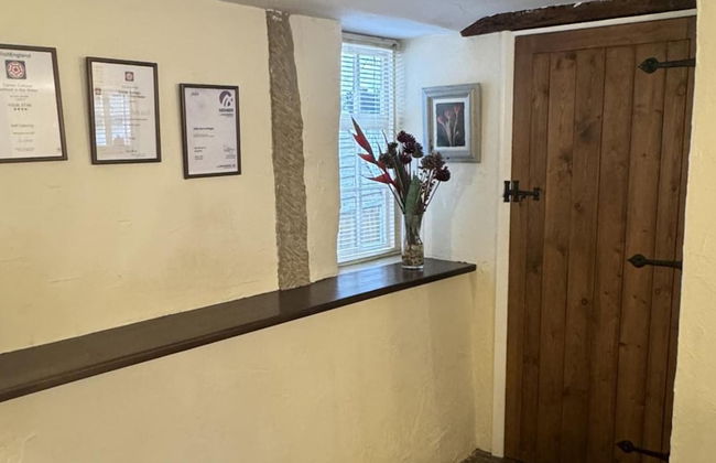 Superbly Appointed 3 Bedrooms and 3 Bathrooms - Foto 21