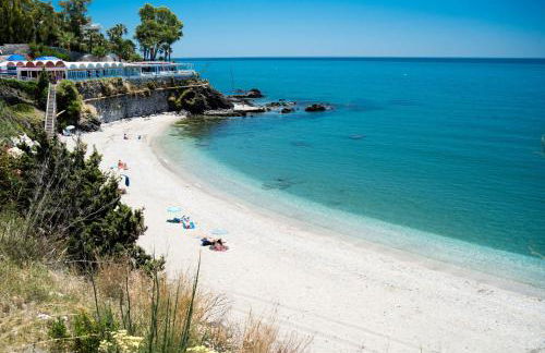 TIMON II, Luxury 3 bedroom Beachside Apartment - Foto 39