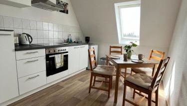 1 Raum Dachgeschosswohnung in ruhiger Lage - Foto 5, stove, pet friendly, toaster, minibar