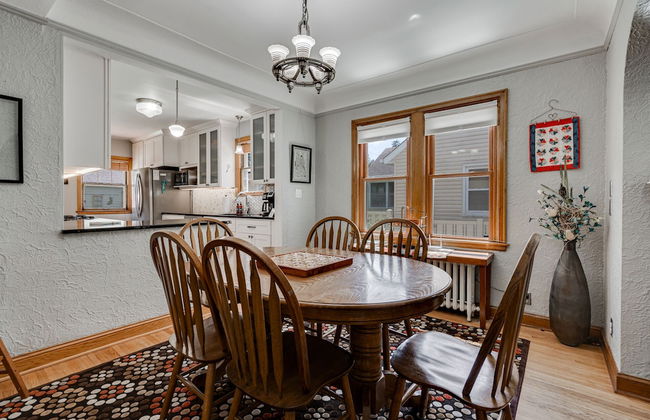 Edina Escape - Photo 22