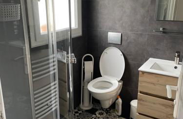 Petite maison au calme, dans une impasse - Foto 9