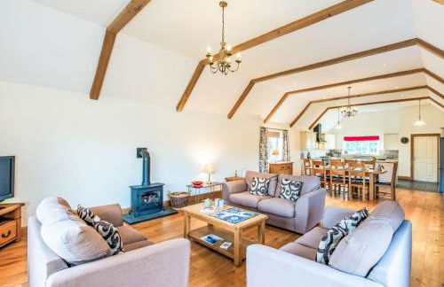 Holiday Home Mountain View Lodge by Interhome - Photo 3