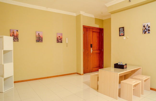 3 Bedrooms Apartment Grand Palace Kemayoran by Travelio - Foto 7