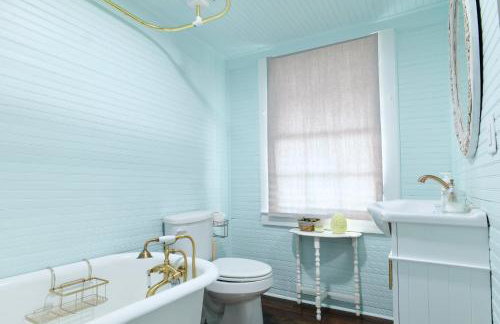 Borum House - 3 Bed, 2 & Half Bath, Full Kitchen, Heart of Downtown Natchez - Foto 12