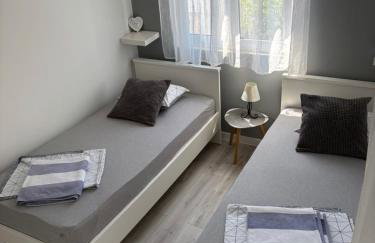 Amare Apartments - Photo 24