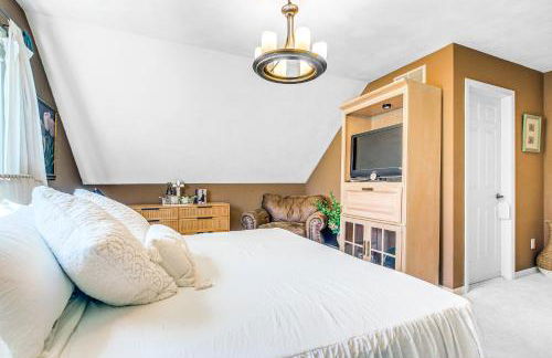 Menasha Home with Patio - Walking Distance to Lake! - Foto 22