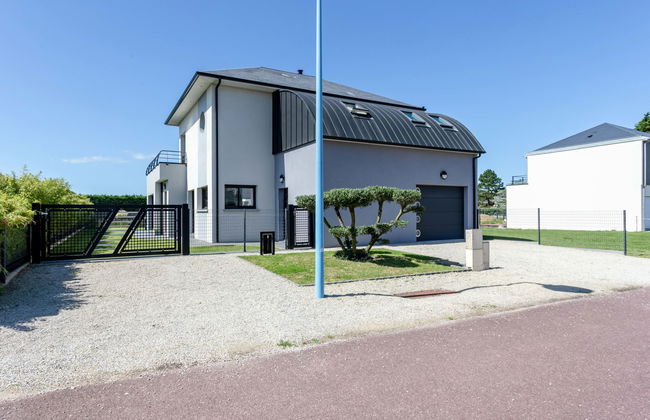 Pirou Beach - Foto 25