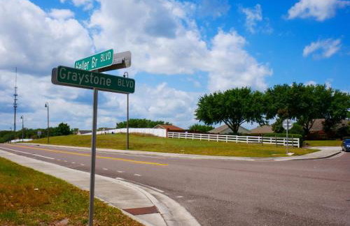 5/4 Pool Home Located in Sunset Ridge Community! - Foto 65