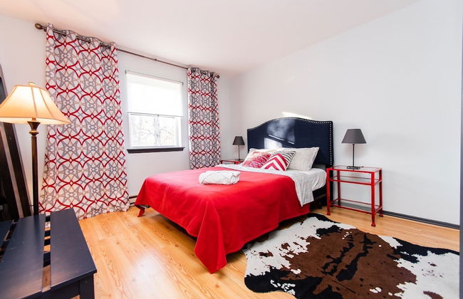 4 BD Stylish Cottage W Private Pool & hot-tub by RedAwning - Foto 3