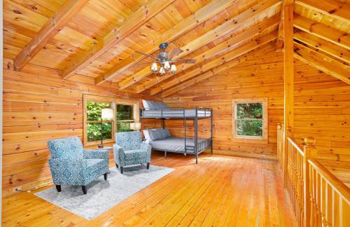 Cabin 3 Miles off I-40-hot tub-firepit-secluded better than a Hotel - Photo 39