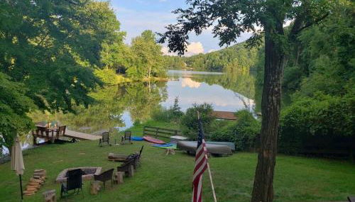 Waterfront Cabin 20 Mins to National Park & Massanutten! - Foto 1, Garden, Garden view