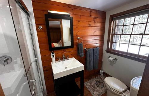 NEW Long Pond Lake View Pet-Friendly Getaway, ME - Foto 18