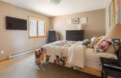 Mountaintop Lookout with Hot Tub under the Stars - Foto 24