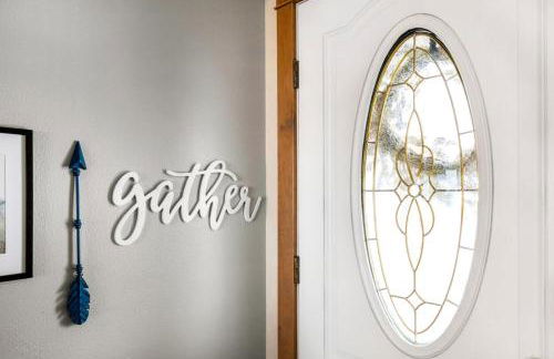 Great Falls Luxe Haven 4BR Gym Office and Hot Tub - Foto 6