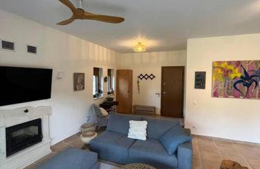 Paralia Homes cheerful 2 bedroom with pool, unit #1 - Foto 30