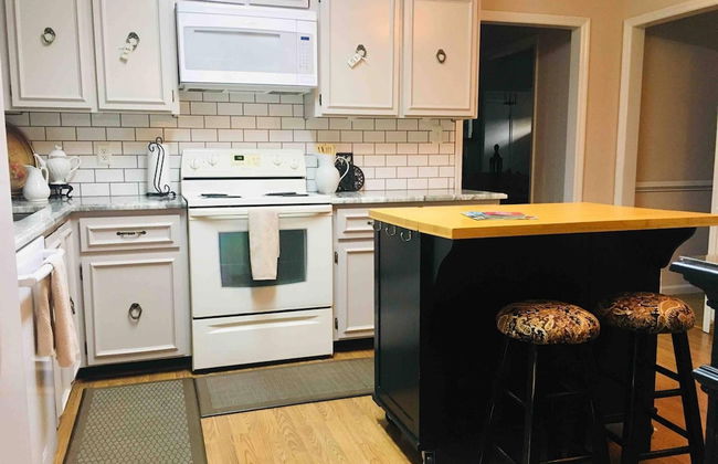 Elegant Crofton Ranch - Foto 16