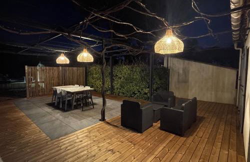 Maison climatisée avec grand jardin, piscine privée et Jacuzzi - Foto 29