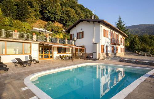 Lakeside Mansion With Pool - Foto 2