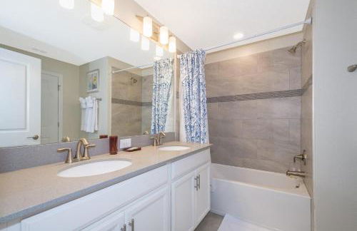 4817CO TOWNHOUSE 4 BEDROOMS & 3 BATHROOMS + POOL - Foto 13