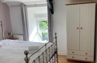 Bryntivy - a cheerful stone cottage close to beach - Foto 27