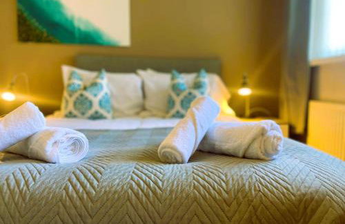 ELY House with FREE private parking - Photo 24