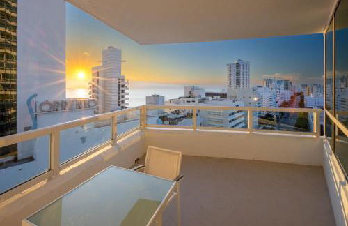 Fontainebleau Hotel Ocean View Fits 6! 1 BED/2 BA - Photo 12