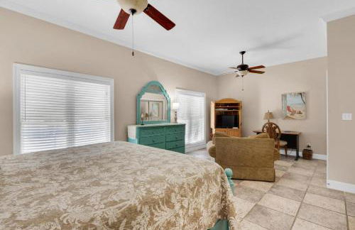 Blue Pelican - Foto 38