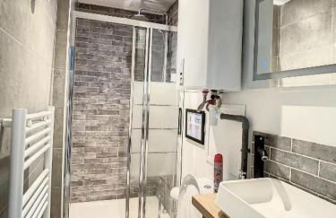 STUDIO COSY HYPER CENTRE GARE AMIENS WIFI NETFLIX 2 PERS - Foto 7