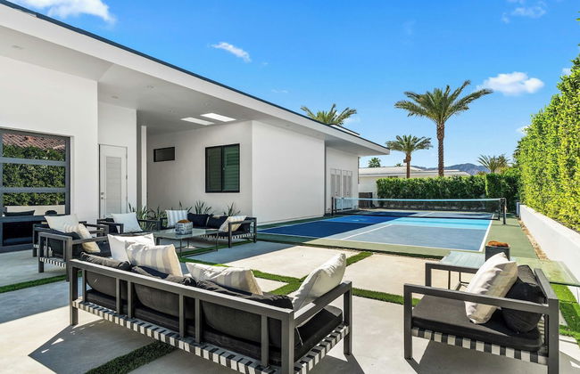 Villa Sleeps 17 w/ Pool, Firepit, Putting Green Bravo Villa 3 by Avantstay - Foto 38