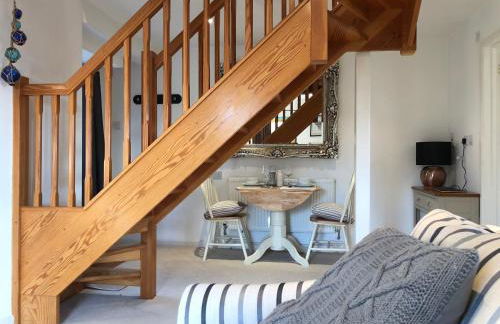 The Stable Barn *On the edge of the New Forest* - Photo 9