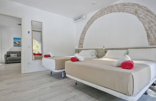 Stay Together Barcelona Apartments - Photo 26