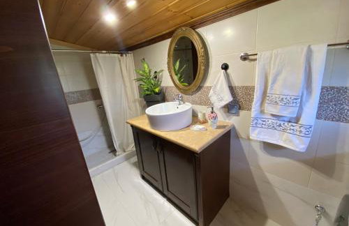 A wooden house in Kardamyla - Foto 59