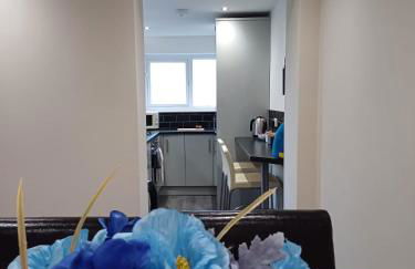 Luxury Apartment - Above iconic High Lane Oatcakes - Foto 12