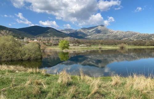 Los Cedros, gran chalet con piscina y apartamento en Navacerrada - Foto 45