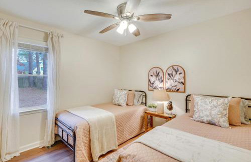 Petals and Pillows Getaway 1 Mi to Dtwn Wendell! - Foto 16