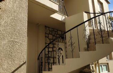 Λαγουδόσπιτο - Foto 3