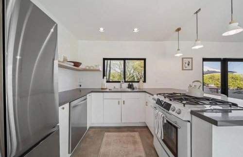 Palm Springs Haven - Pool, Hot Tub & Mountain Views - Foto 45