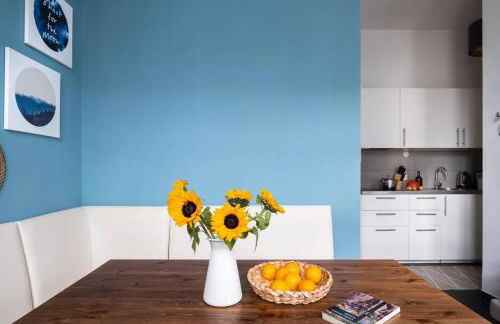 SC 05 by ROCKCHAIR Apartments l SUPERHOST Status l 2 Bedrooms Boxspringbeds Balcony Elevator - Cozy Family & Business Flair welcomes you! - Foto 27